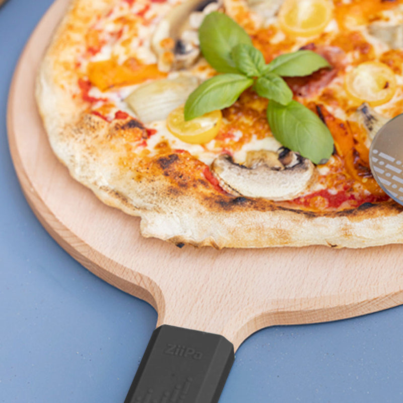 Sora • Pizza board • Charbon
