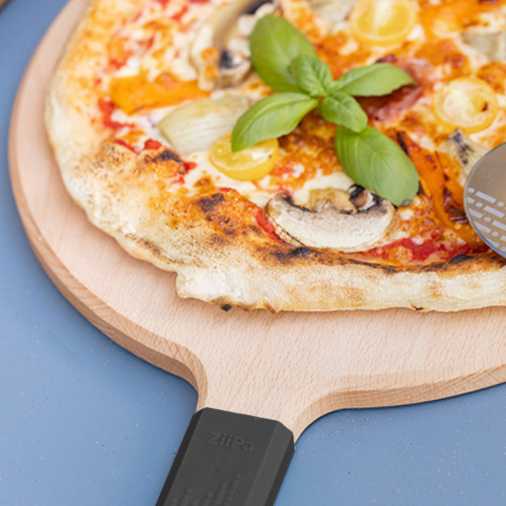 Sora • Pizza board • Charbon