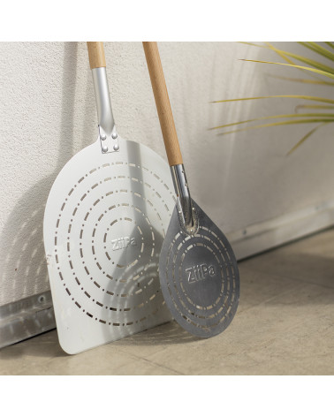 Civita • Round perforated pizza shovel